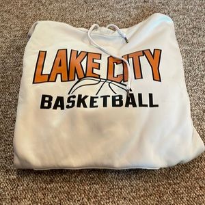 NWOT basketball sweatshirt